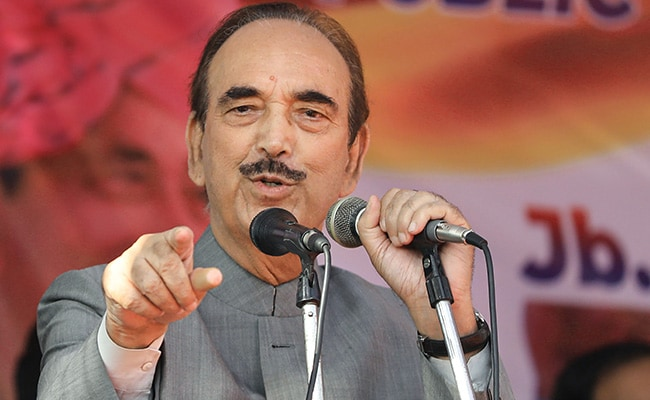Ghulam Nabi Azad Resigns, Blames Rahul Gandhi