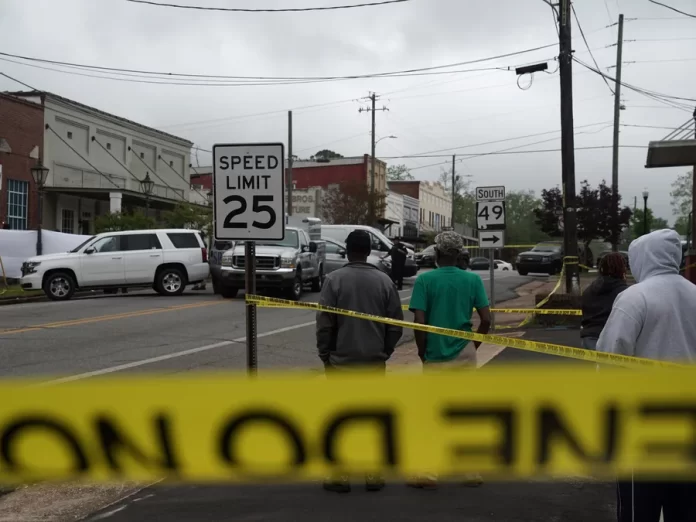 Alabama witnesses shooting.